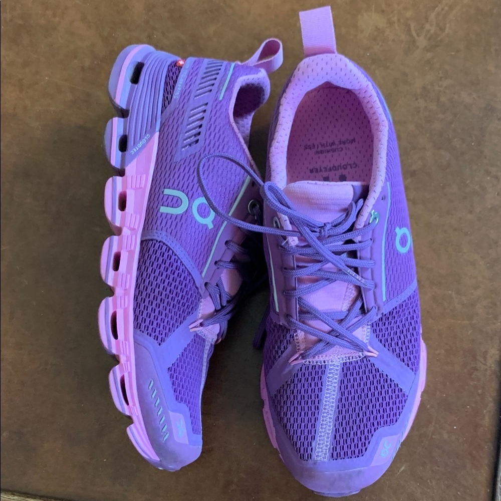 On Running Women's Sneakers in Purple and Pink - Picture 4 of 4